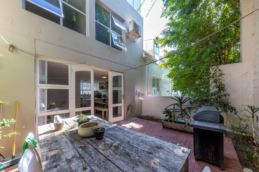 2 Bedroom Property for Sale in Sea Point Western Cape